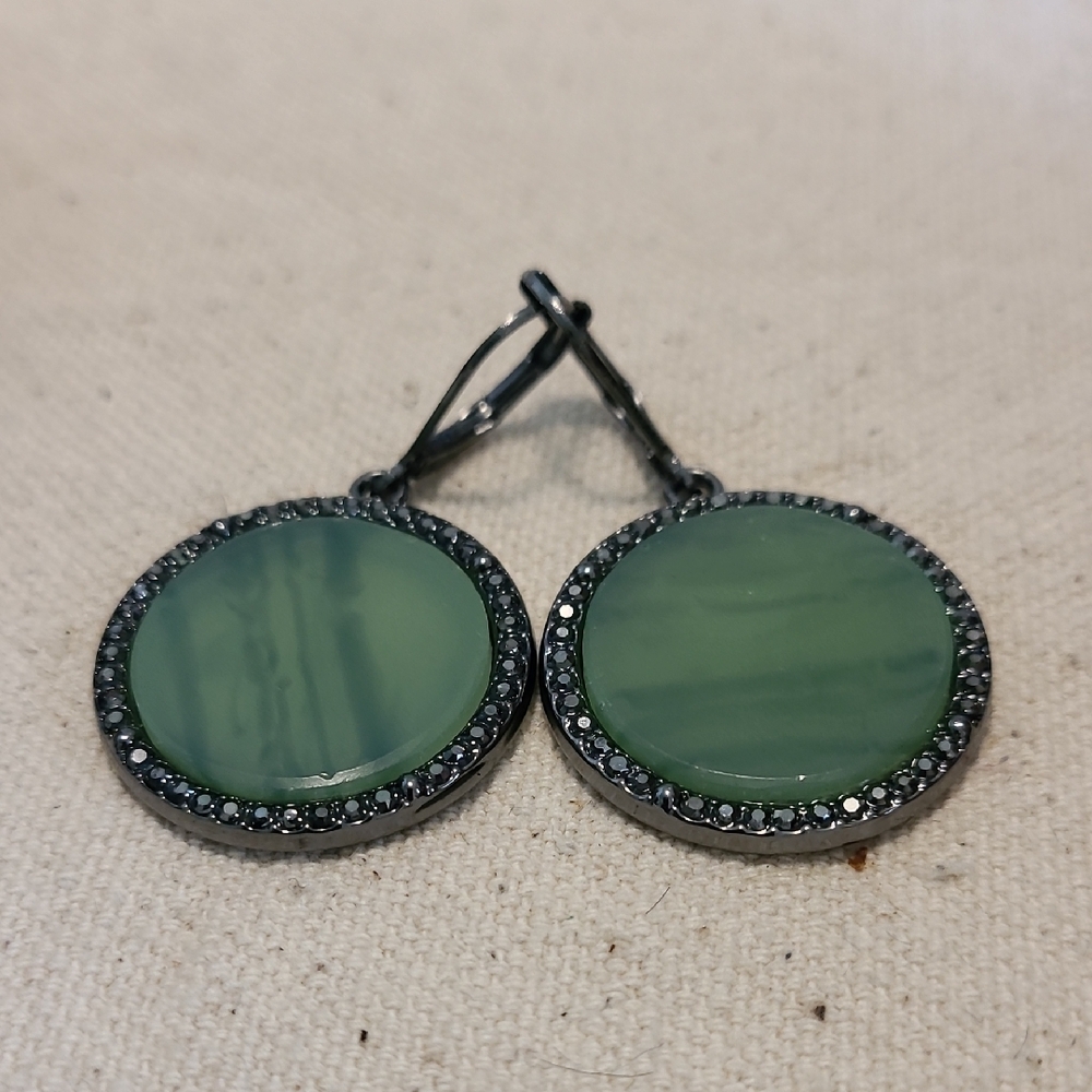 Unknown Brand Elegant Green Dangle‎ Earrings Ladies Pre-Owned Business Casual